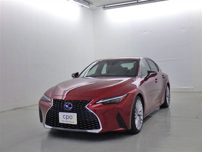 LEXUS IS