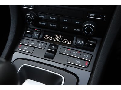 صورة مصغرة 51 لـ 2018 Porsche 911