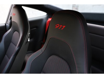 صورة مصغرة 42 لـ 2018 Porsche 911