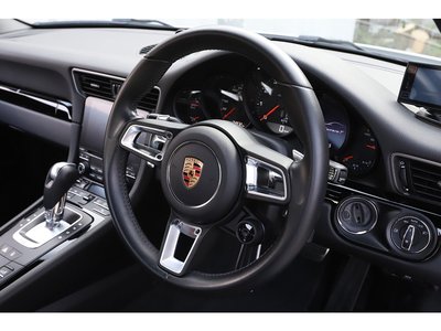 صورة مصغرة 37 لـ 2018 Porsche 911