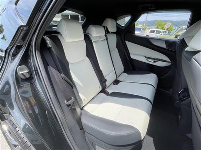2025 Lexus NX — миниатюра 32