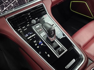 2022 Porsche PANAMERA 缩略图 12