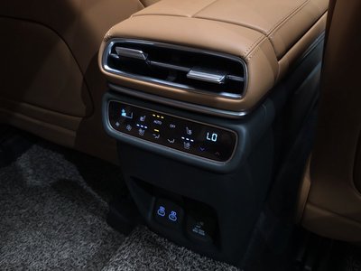 صورة مصغرة 24 لـ 2025 Genesis GV80
