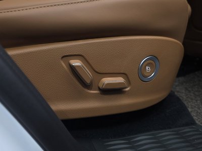 صورة مصغرة 31 لـ 2025 Genesis GV80