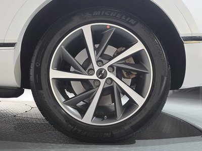 صورة 8 لـ 2025 Genesis GV80