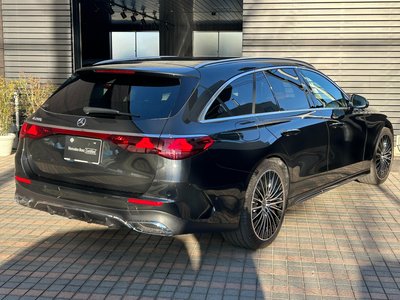 MERCEDES-BENZ E-CLASS - 2