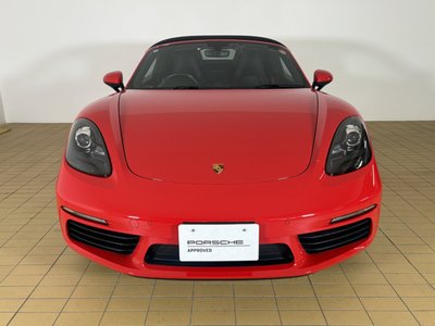 PORSCHE 718 BOXSTER - 10