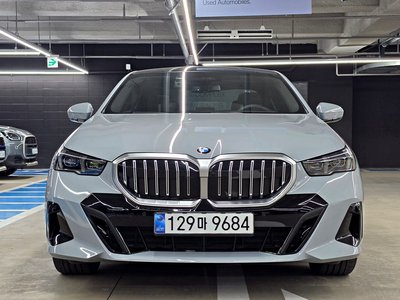 BMW 5 SERIES - 2