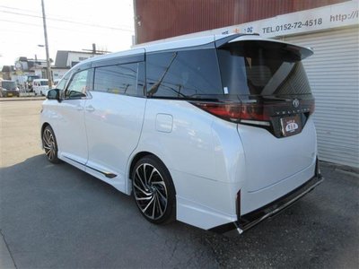 TOYOTA VELLFIRE - 7
