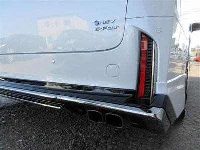 TOYOTA VELLFIRE - 9