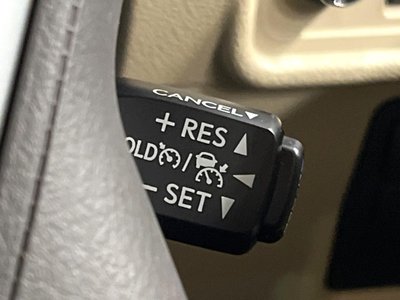 TOYOTA LAND CRUISER PRADO - 7