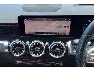 2021 Mercedes-BENZ GLB 照片 9