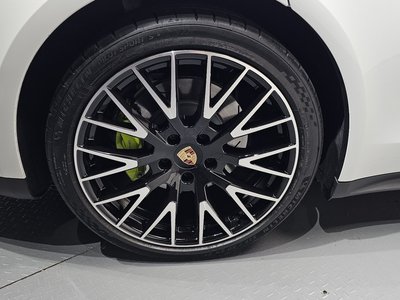 PORSCHE PANAMERA - 6