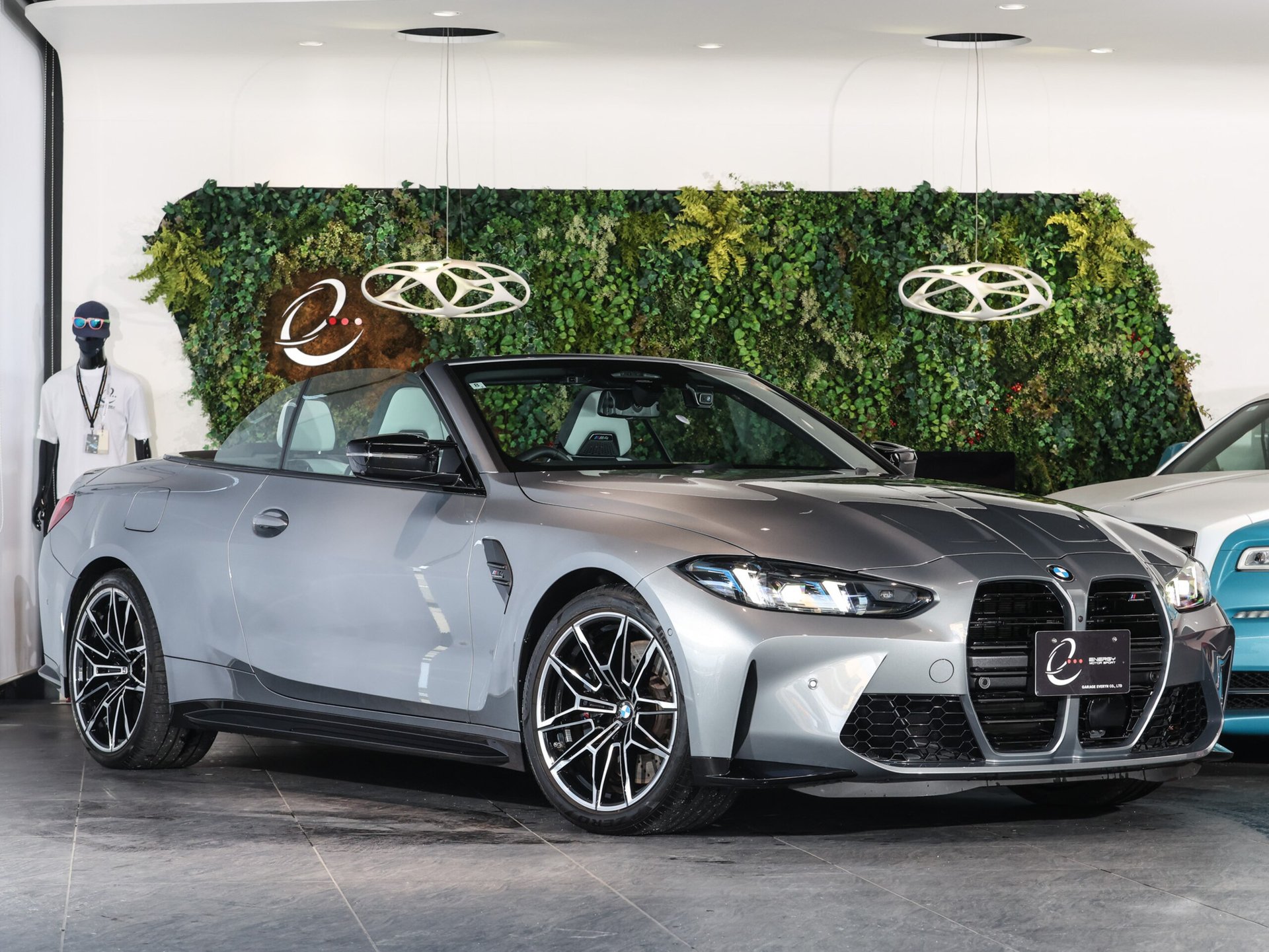 BMW M4 CABRIOLET - View 1