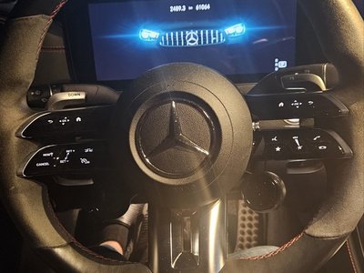 MERCEDES-BENZ E-CLASS - 9