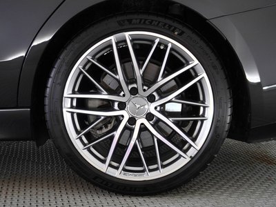 2024 Mercedes-BENZ C-CLASS AMG thumbnail 14