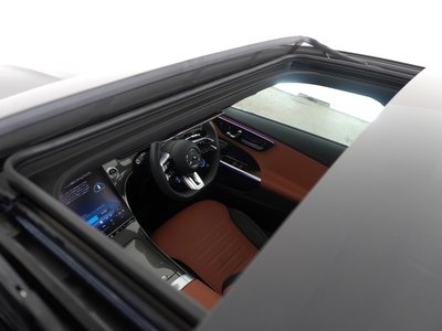 2024 Mercedes-BENZ C-CLASS AMG thumbnail 39