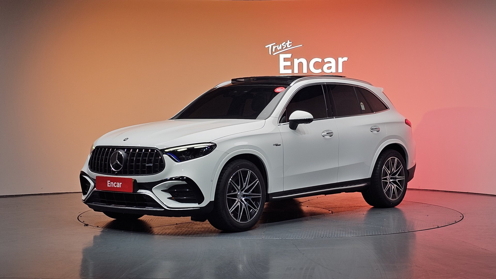 MERCEDES-BENZ GLC - View 1