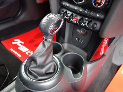 2016 MINI COOPER — миниатюра 15