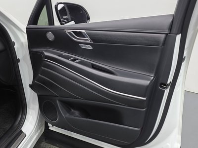 صورة مصغرة 14 لـ 2024 Genesis GV80 COUPE