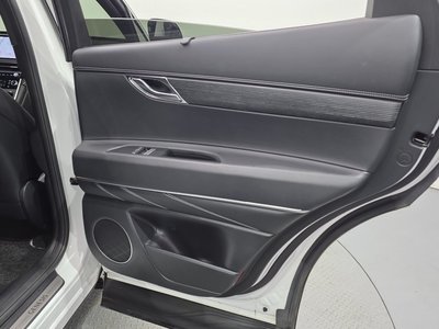 صورة مصغرة 15 لـ 2024 Genesis GV80 COUPE