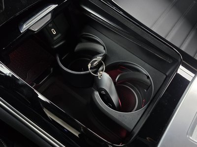 MERCEDES-BENZ GLC - 9