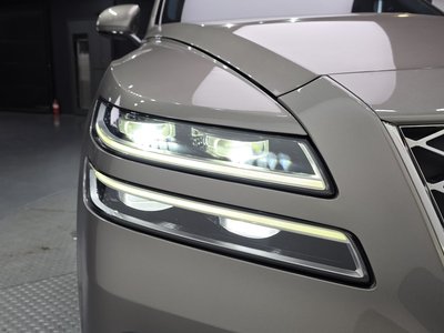 صورة 9 لـ 2020 Genesis GV80