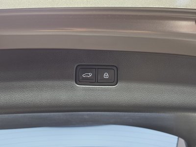 2020 Genesis GV80 thumbnail 23