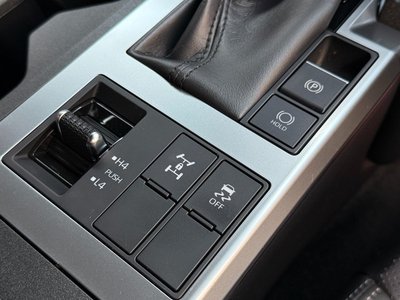 2025 Toyota LAND CRUISER 250 — миниатюра 23