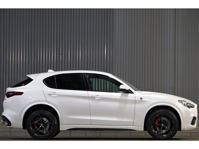 ALFA ROMEO STELVIO - 8