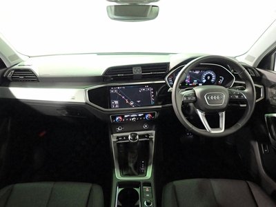 2025 AUDI Q3 — фото 10