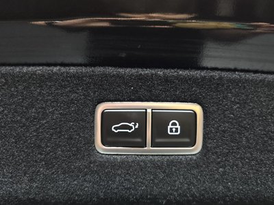 2022 Genesis G90 (RS4) — миниатюра 18