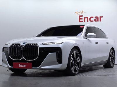 BMW I7 - 1