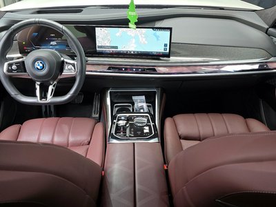 BMW I7 - 5