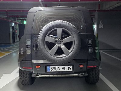 LAND ROVER DEFENDER - 3
