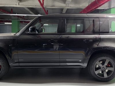 LAND ROVER DEFENDER - 2