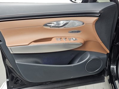 صورة مصغرة 14 لـ 2023 Genesis GV70