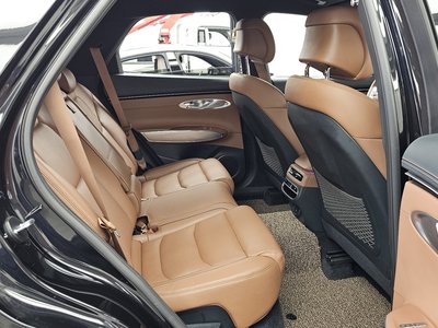 صورة مصغرة 18 لـ 2023 Genesis GV70