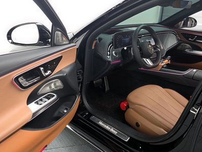 MERCEDES-BENZ E-CLASS - 10