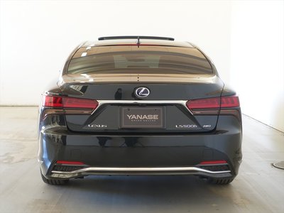 LEXUS LS - 3