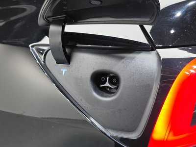2021 Tesla MODEL Y thumbnail 23