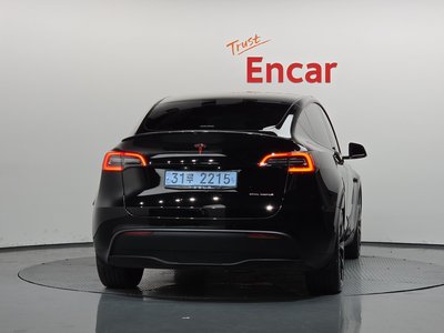 2021 Tesla MODEL Y — фото 3