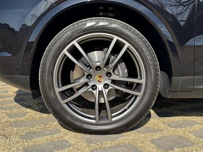 PORSCHE CAYENNE - 9