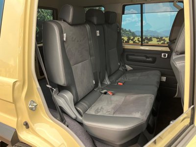 TOYOTA LAND CRUISER 70 - 10