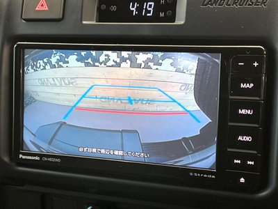 TOYOTA LAND CRUISER 70 - 6