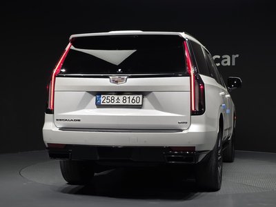 CADILLAC ESCALADE - 3