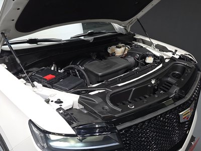 CADILLAC ESCALADE - 7