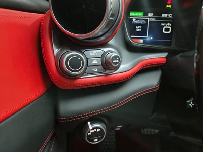 2019 Ferrari GTC4 LUSSO — миниатюра 15