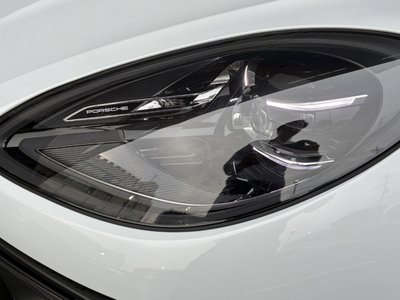 PORSCHE MACAN - 6