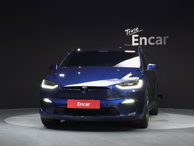 2023 Tesla MODEL X — фото 2